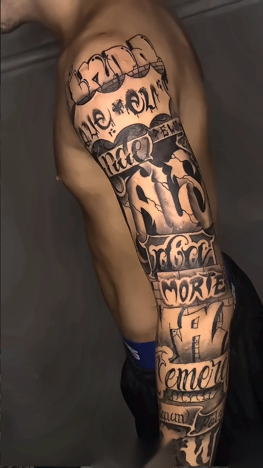 Lettering no braço